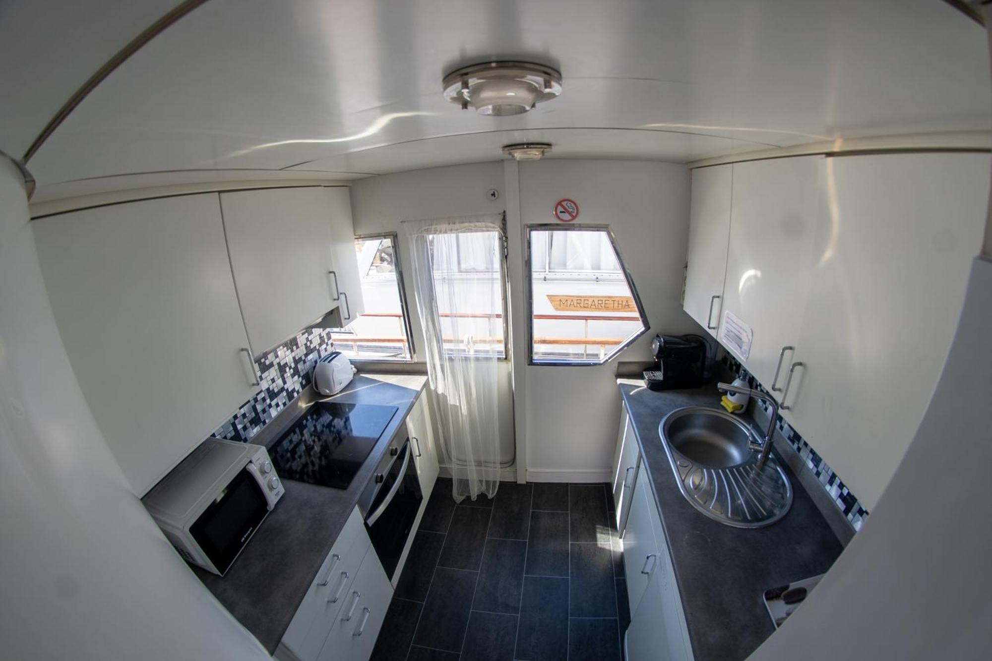 Habitacion Marineria Boat Aloha Barcelona Bagian luar foto