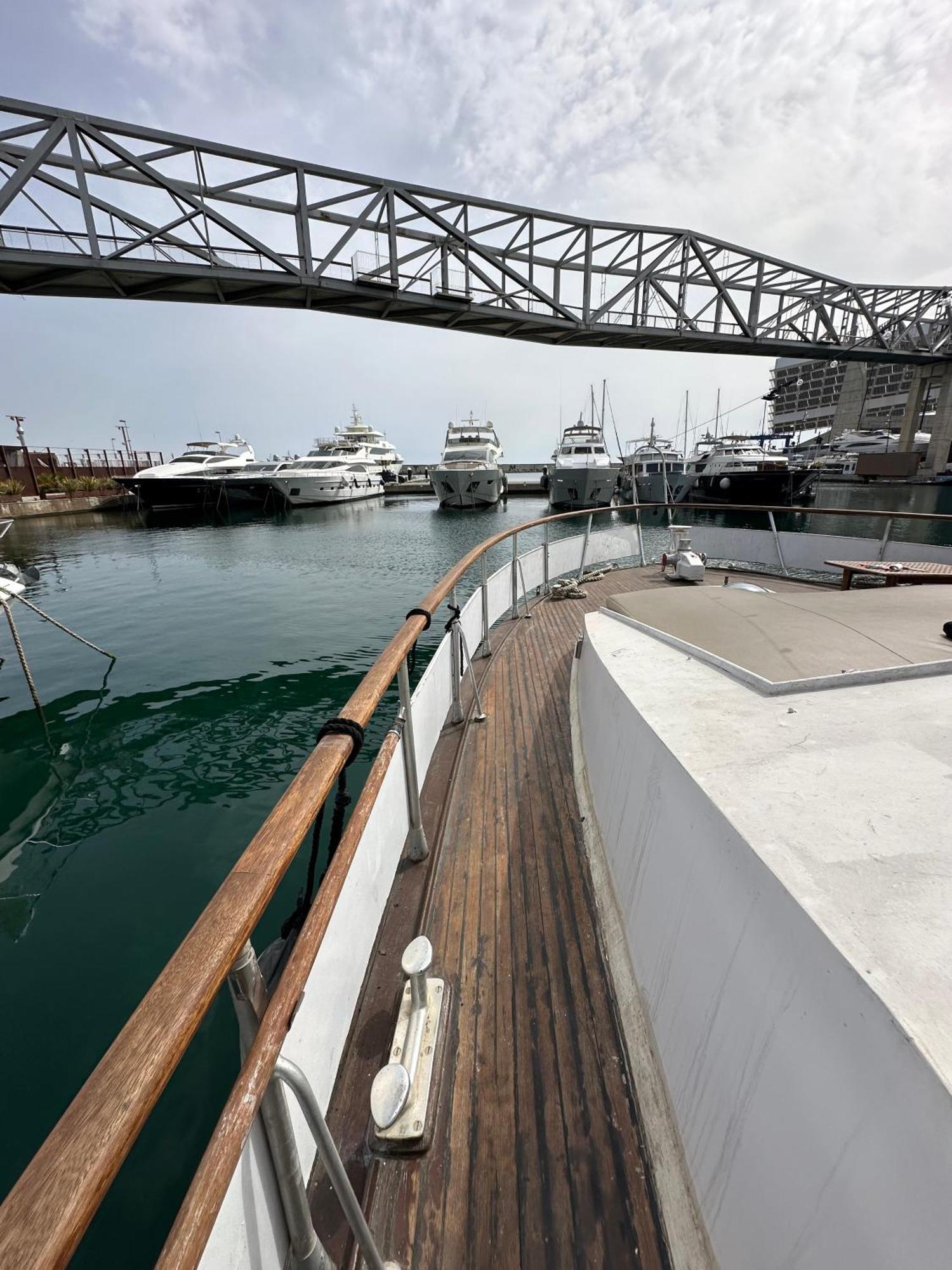 Habitacion Marineria Boat Aloha Barcelona Bagian luar foto